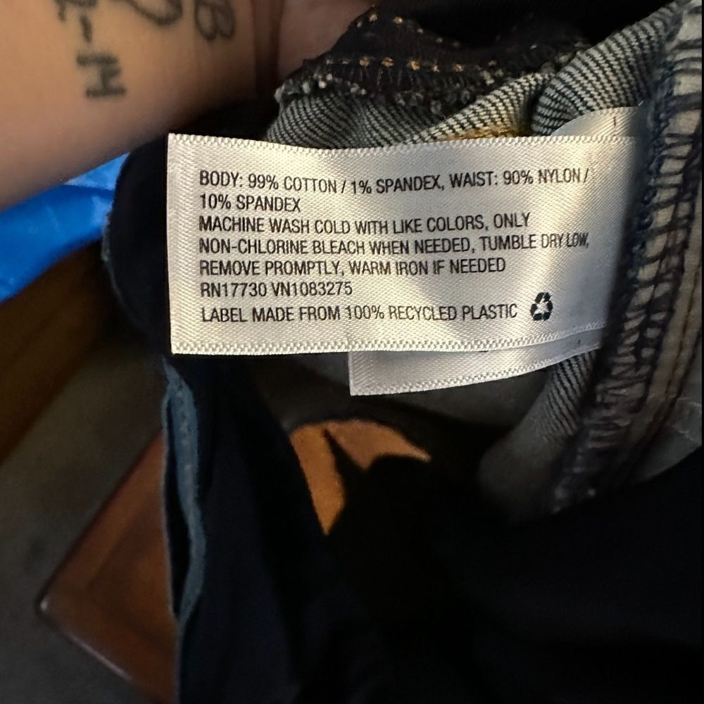 Over Belly Maternity Jean Shorts - Isabel Maternity by Ingrid & Isabel NWT - Picture 12 of 16